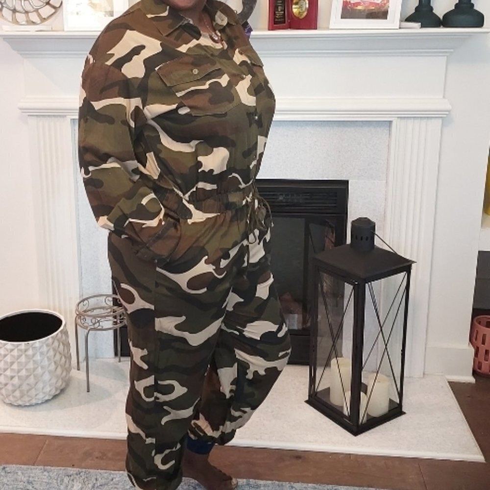 Easel 100% Cotton Camouflage Button Down Long Sleeve Jumpsuit NWT